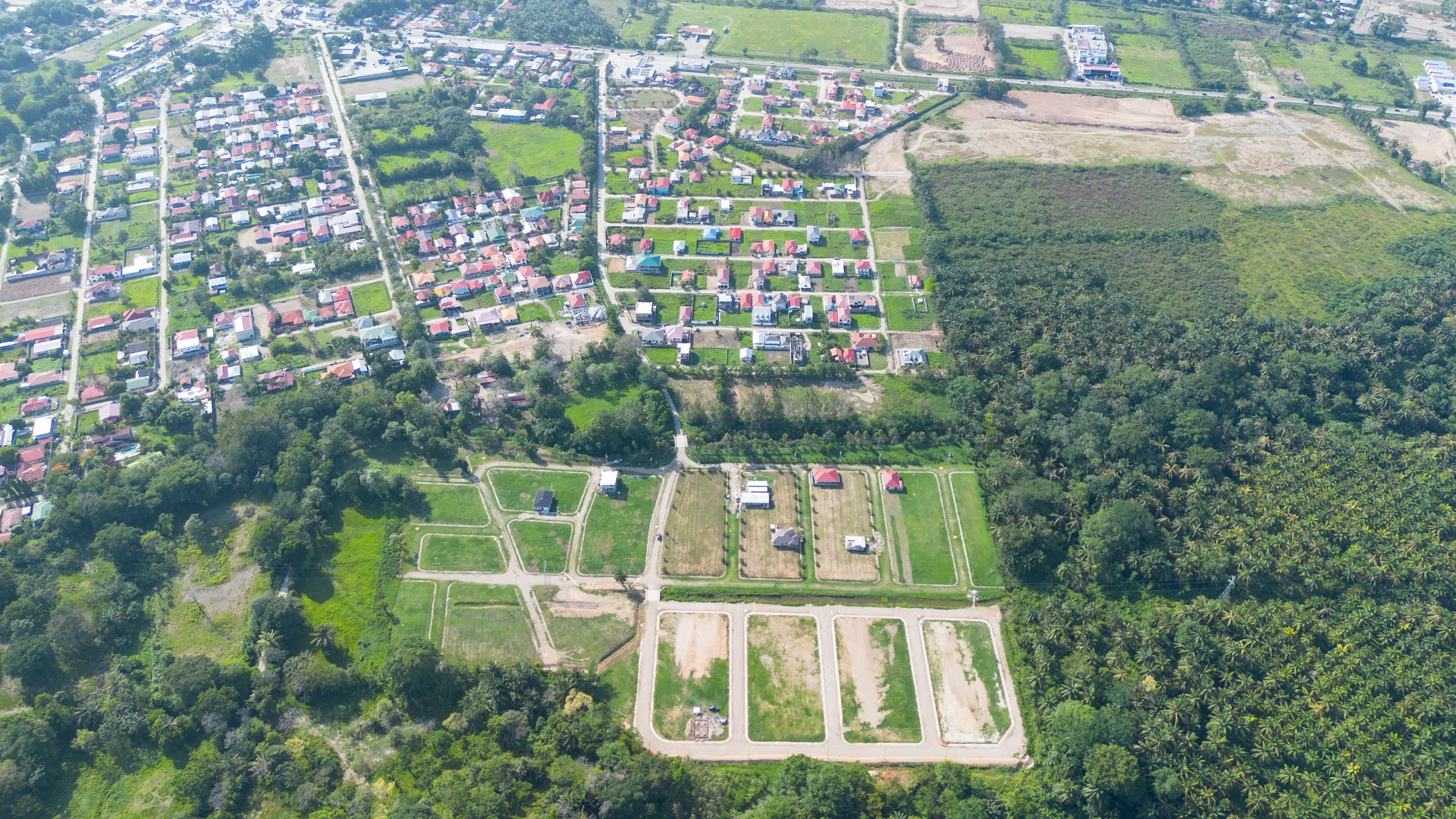Vista aérea de la lotificación de Jardines del Caribe