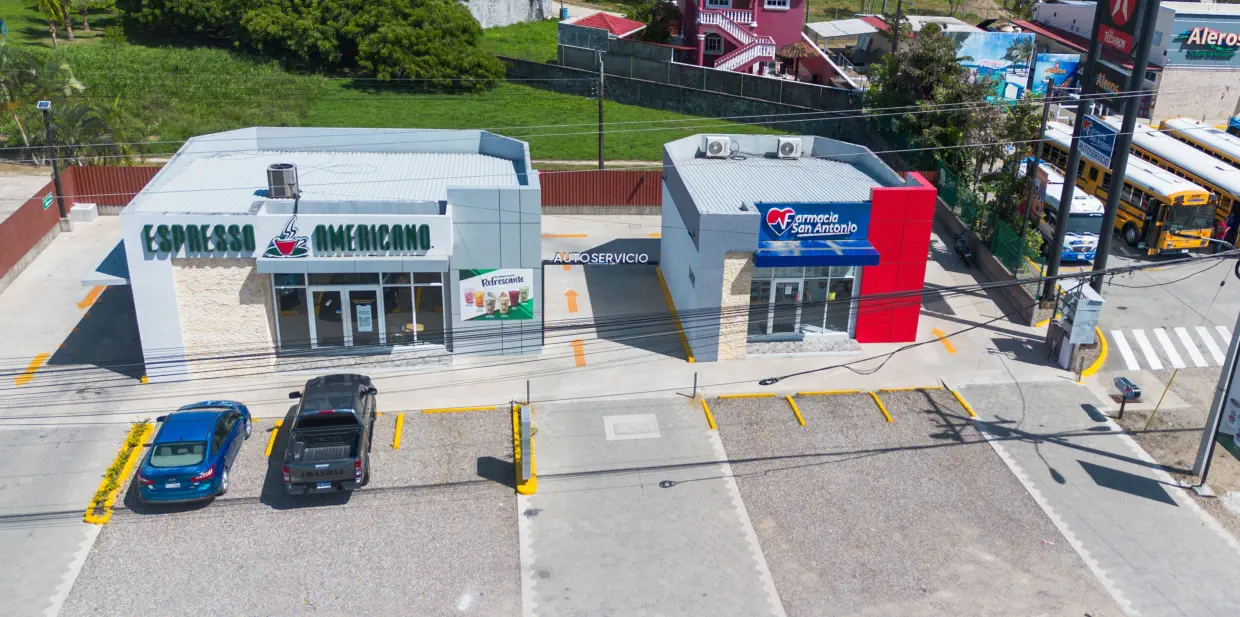 locales de autoservicio en renta en tela